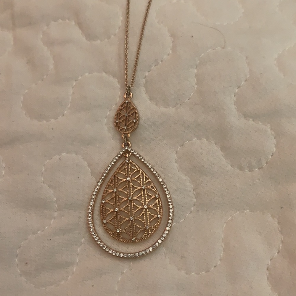Necklace - Picture 2 of 3